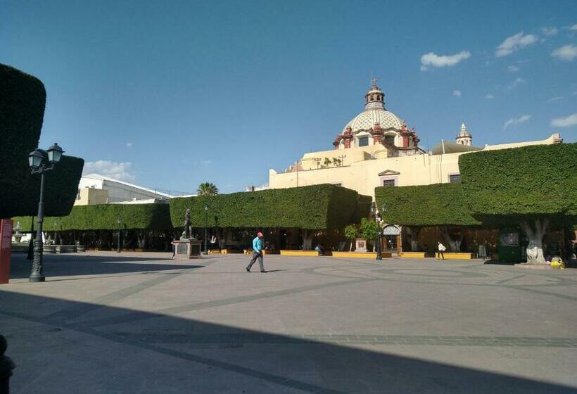 Отель Cuauhtemoc