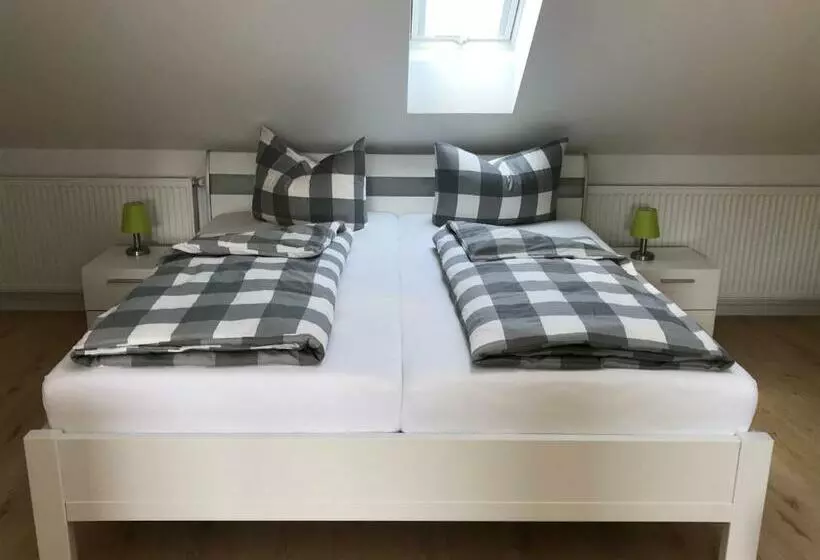 Majatalo Gaestehaus Seliger