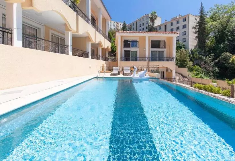 Résidence D Azur Riou