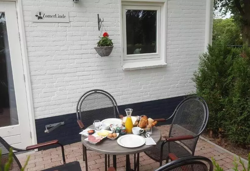 Aamiaismajoitus (B&B) De Vier Linden