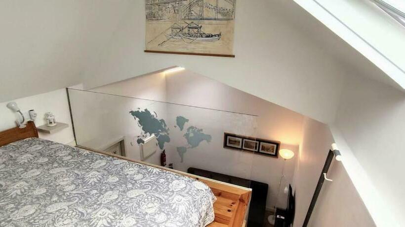 Bed & Breakfast Invictaviews Loft