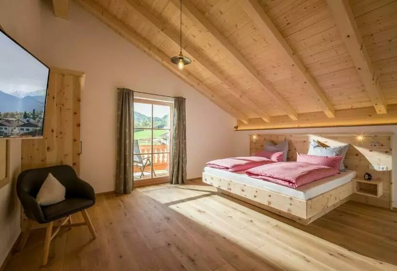 Hotelli Lainthalerhof
