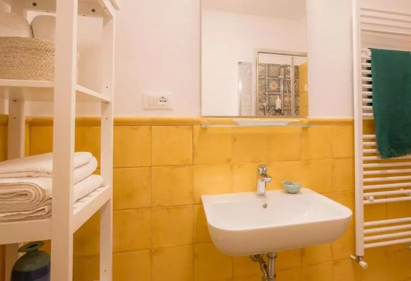 ペンション Creuza De Legnà