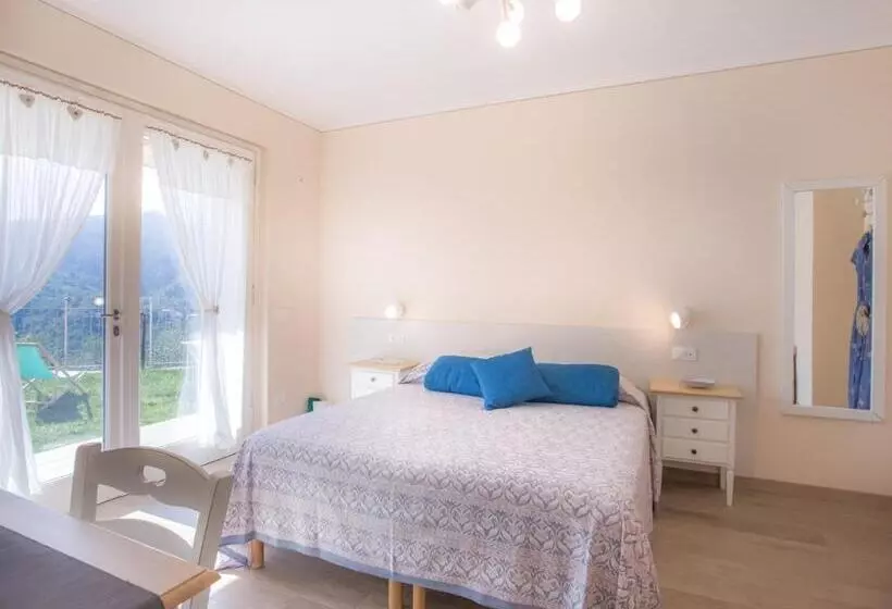 ペンション Creuza De Legnà