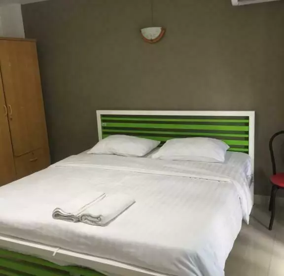 ペンション Escobar Guesthouse
