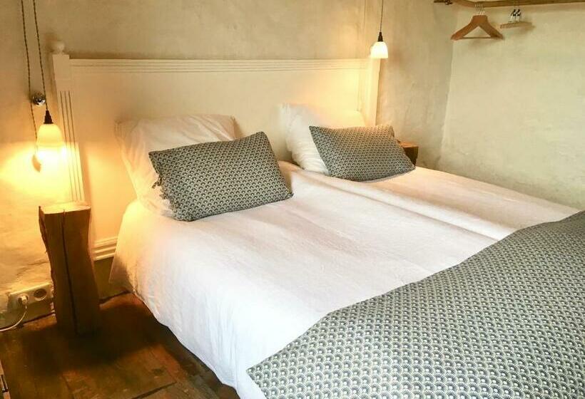 Пансион Le Pré Aux Clercs