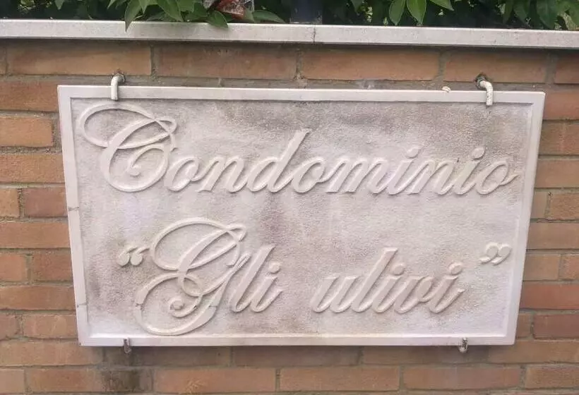 تختخواب و صبحانه Colle Dell Ara