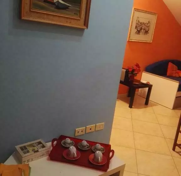 تختخواب و صبحانه Colle Dell Ara