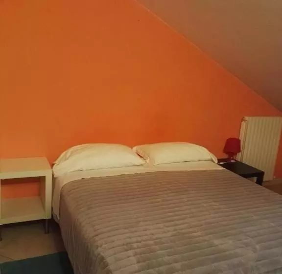 تختخواب و صبحانه Colle Dell Ara