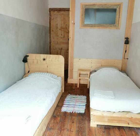 민박 File Dans Ta Chambre !