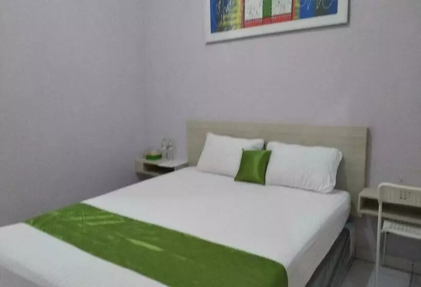 Pensión De  Green Cibubur