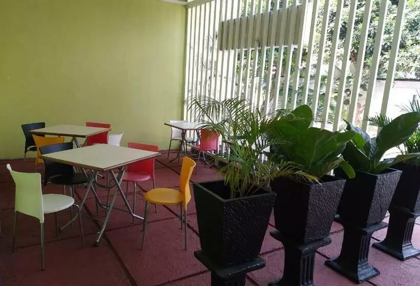 Pensión De  Green Cibubur