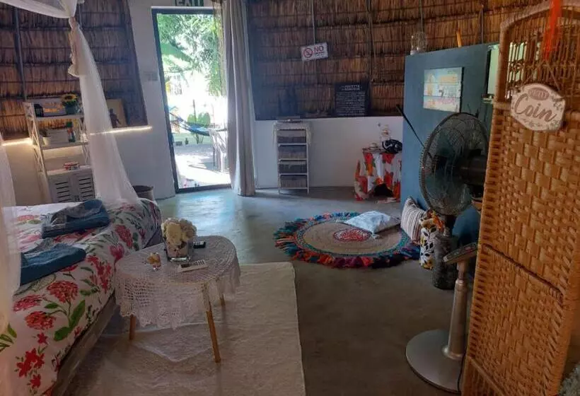 تختخواب و صبحانه Cazhibiscus