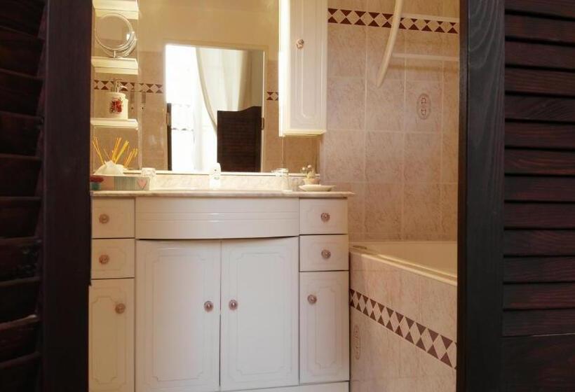 住宿加早餐  La Louisiane 31