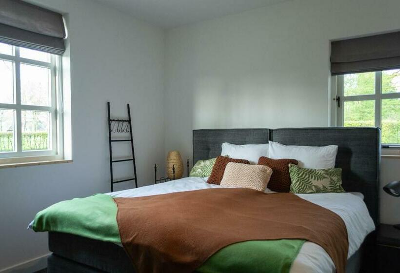 مبيت وإفطار T Rheebokje