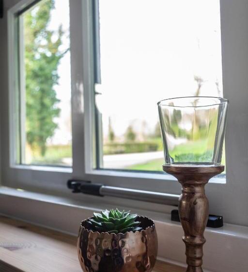 مبيت وإفطار T Rheebokje