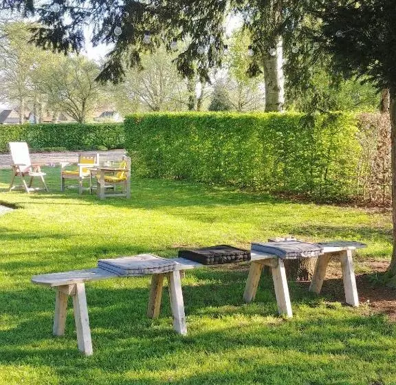 ベッドアンドブレックファースト T Rheebokje