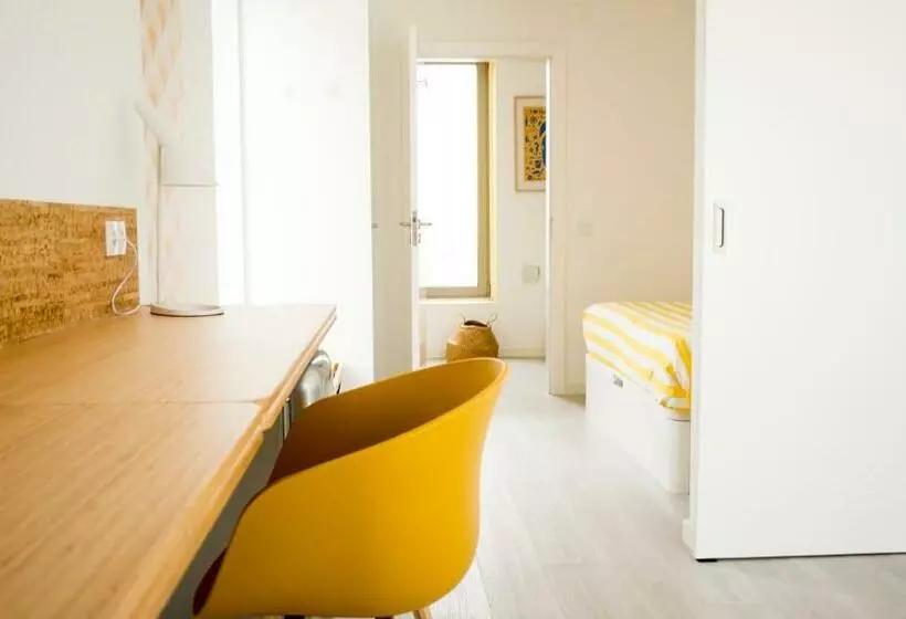 Flamboyant Boutique B&b