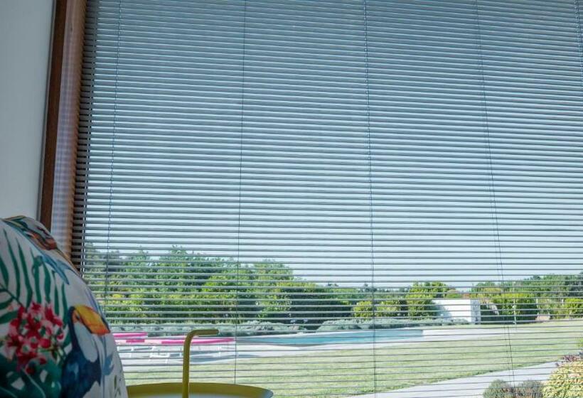 Flamboyant Boutique B&b