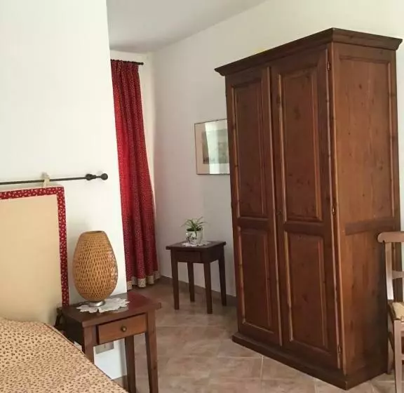 ホテル Agriturismo Cascina Barin