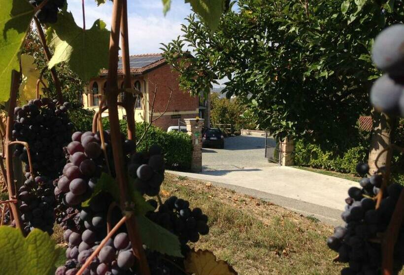 Отель Agriturismo Cascina Barin