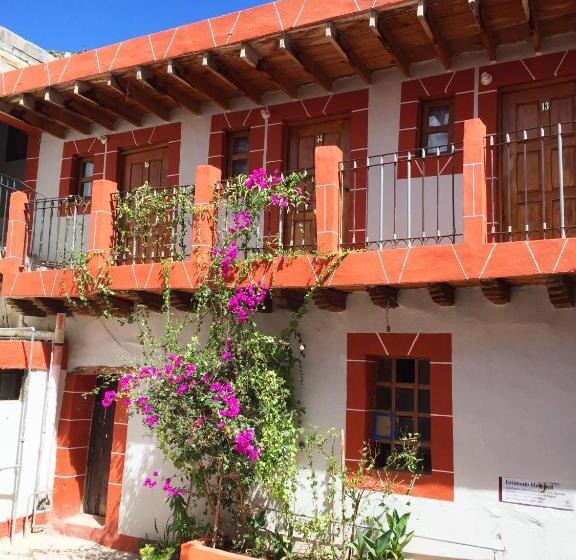 هتل Hacienda Encantada