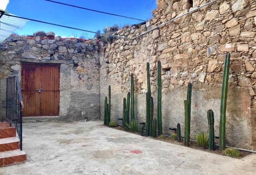 هتل Hacienda Encantada