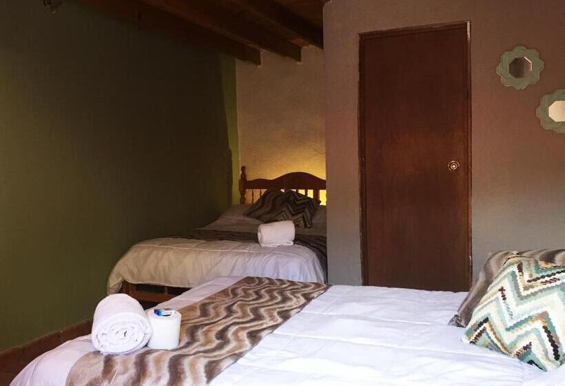 هتل Hacienda Encantada