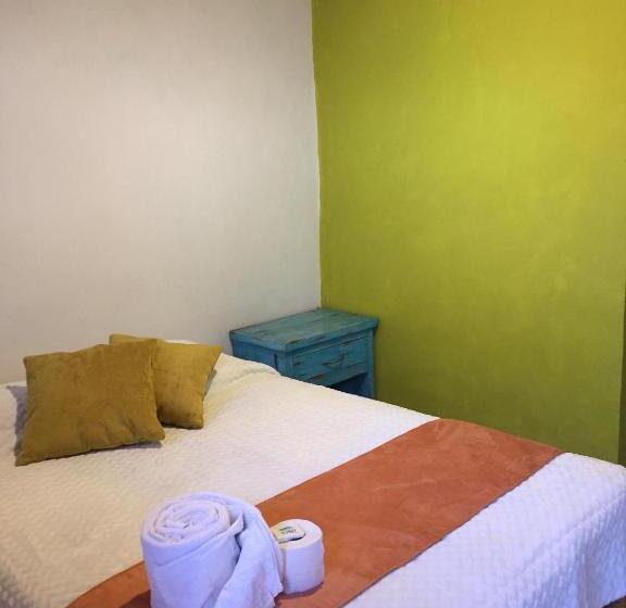 هتل Hacienda Encantada