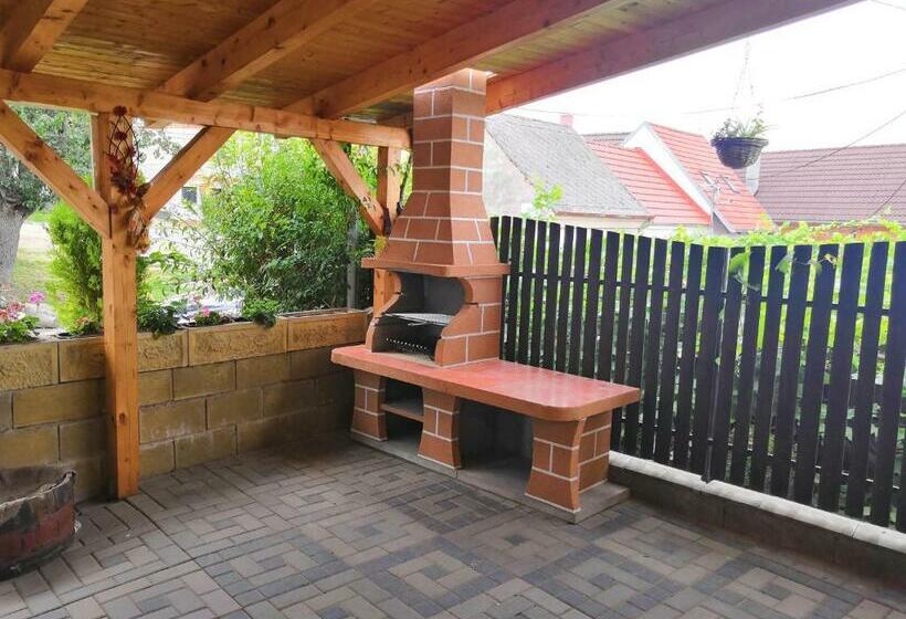 פנסיון Apartmán Marie