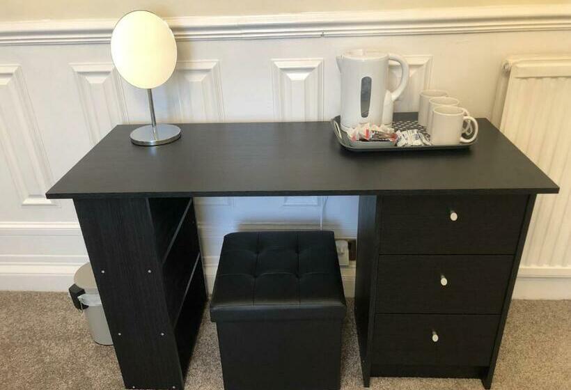 פנסיון Arbroath Angus Lodge