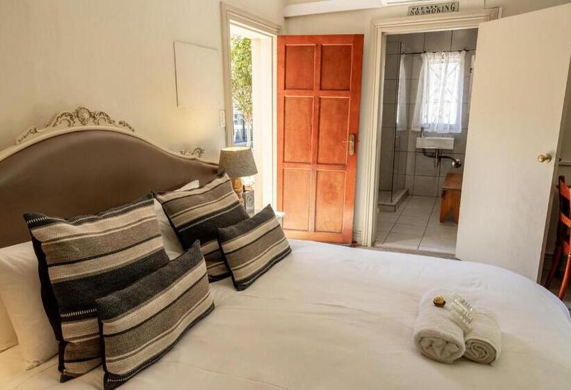 ペンション Hidden Grace