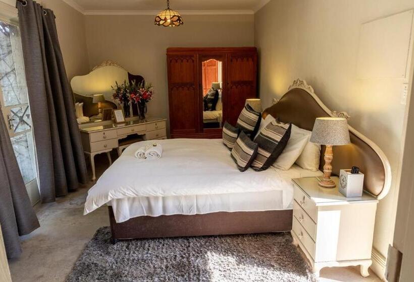 ペンション Hidden Grace