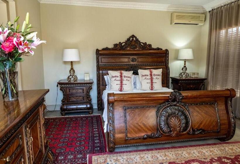 ペンション Hidden Grace