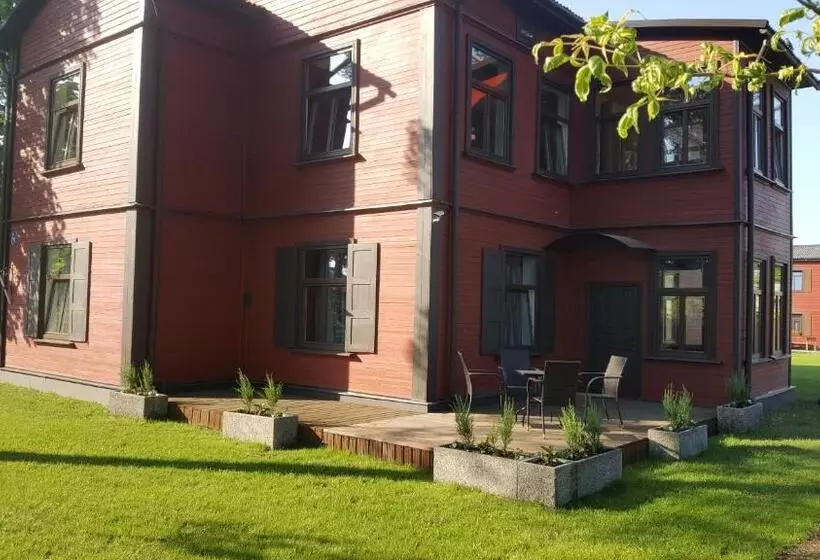 پانسیون Villa Victoria