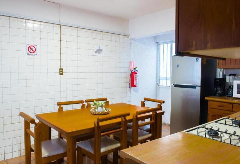 هاستل Casa La Feria   Céntrico