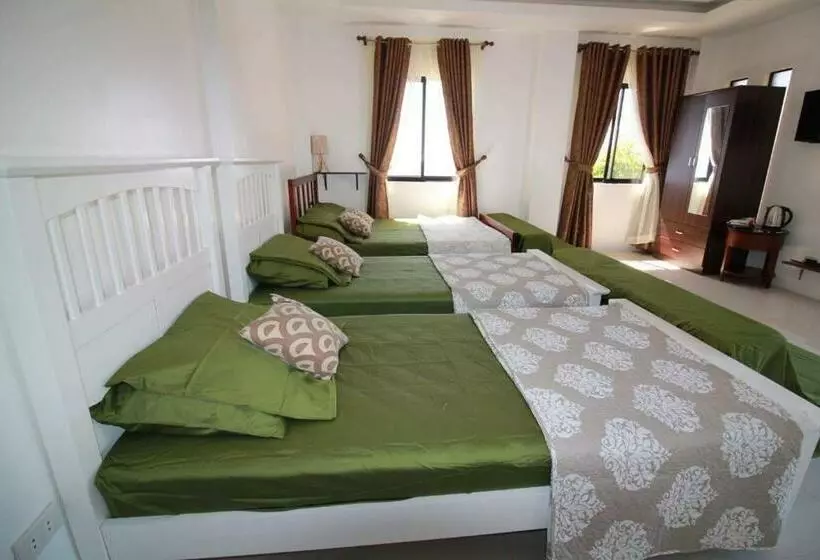Auberge Melronz Inn
