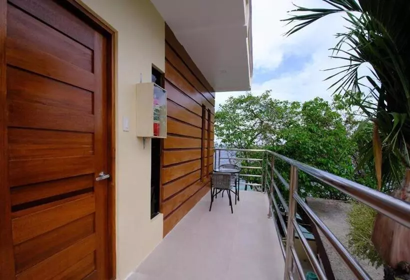 Auberge Melronz Inn