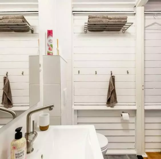 Motelli The Cabin At Zwolle Centraal