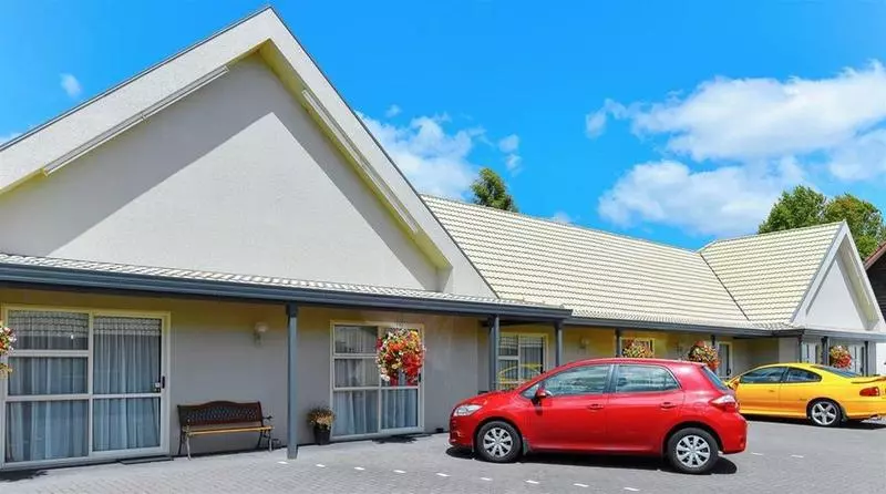 Hotel Capri On Fenton