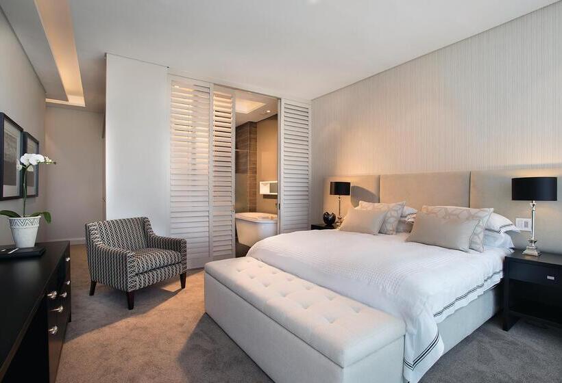 Davinci Hotel On Nelson Mandela Square