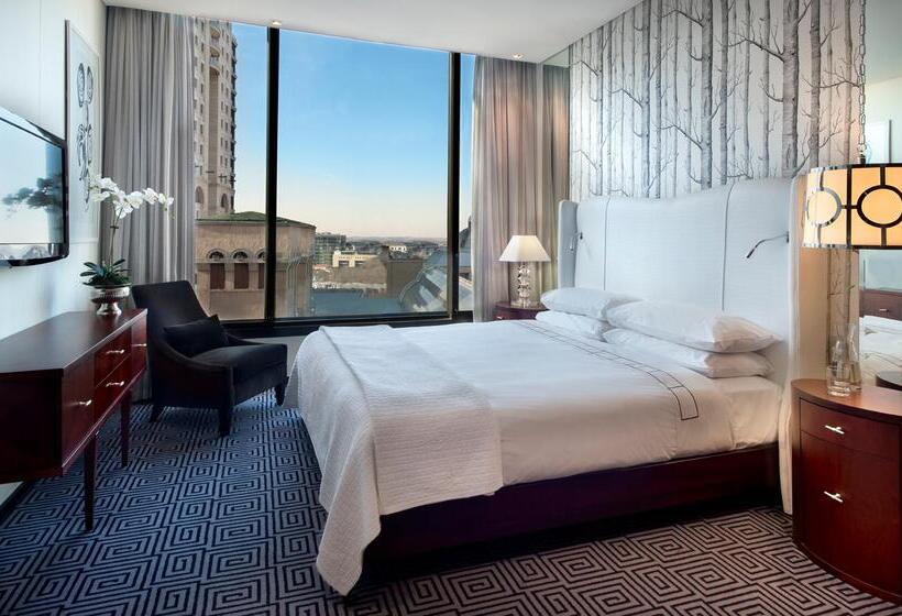 Davinci Hotel On Nelson Mandela Square