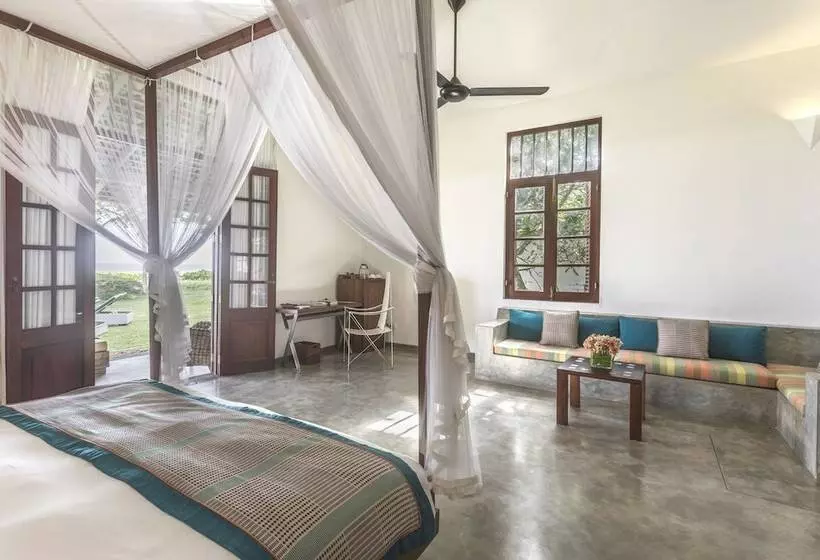 酒店 The Frangipani Tree By Edwards Collection