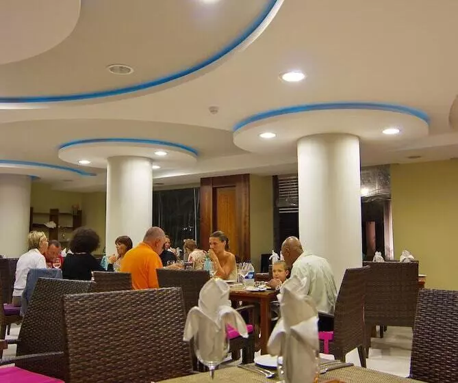 Laguna Beach Hotel & Spa