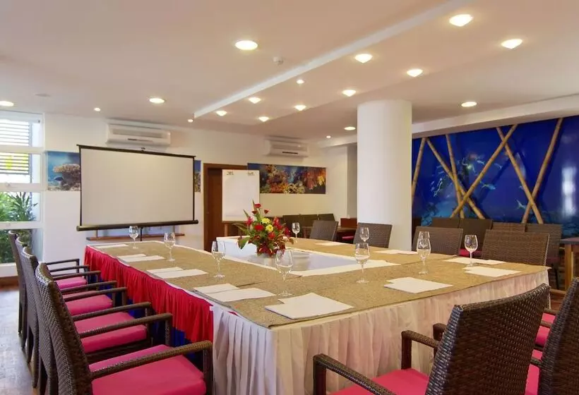 Laguna Beach Hotel & Spa