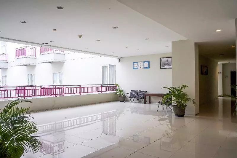 Lombok Plaza Hotel And Convention