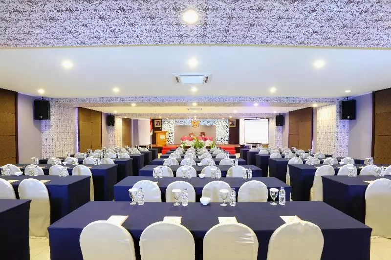 Lombok Plaza Hotel And Convention