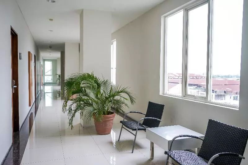 Lombok Plaza Hotel And Convention