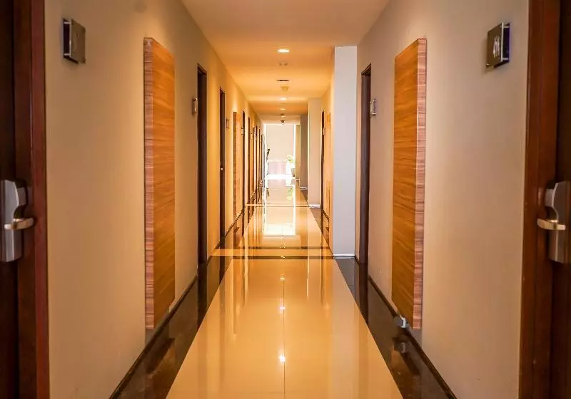 Lombok Plaza Hotel And Convention