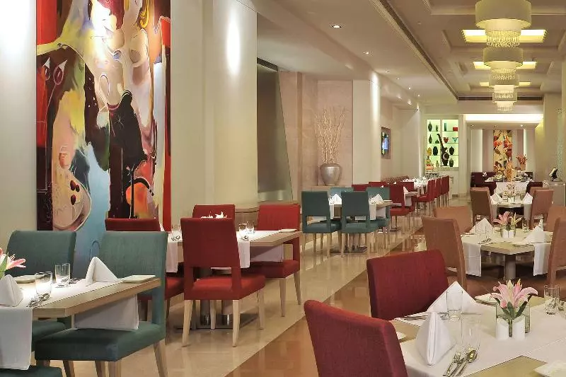 ホテル Radisson Hyderabad Hitec City